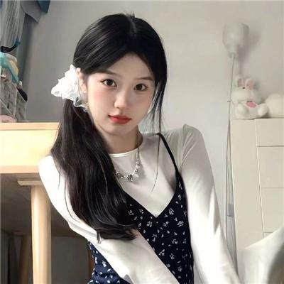 别向下看 封面